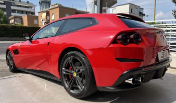 FERRARI GTC4 LUSSO V12 pieno