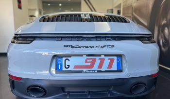 PORSCHE 992 CARRERA 4 GTS CABRIO pieno