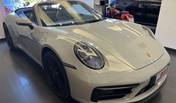 PORSCHE 992 CARRERA 4 GTS CABRIO pieno