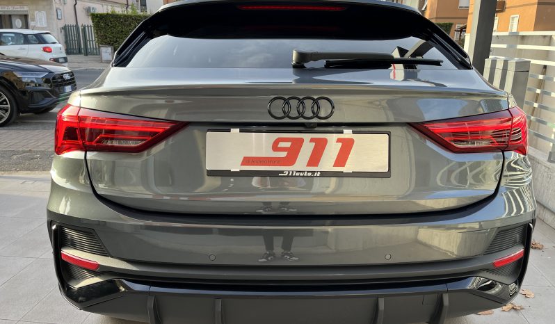 AUDI Q3 35 TDI S-Line pieno