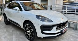 PORSCHE MACAN 2.0