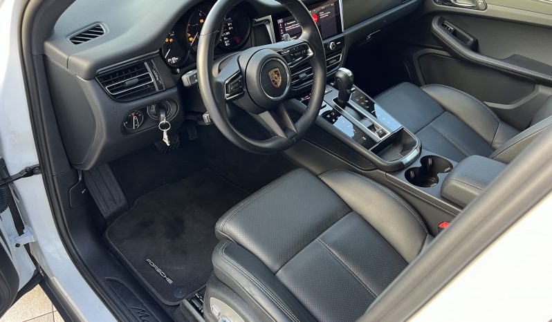 PORSCHE MACAN 2.0 pieno