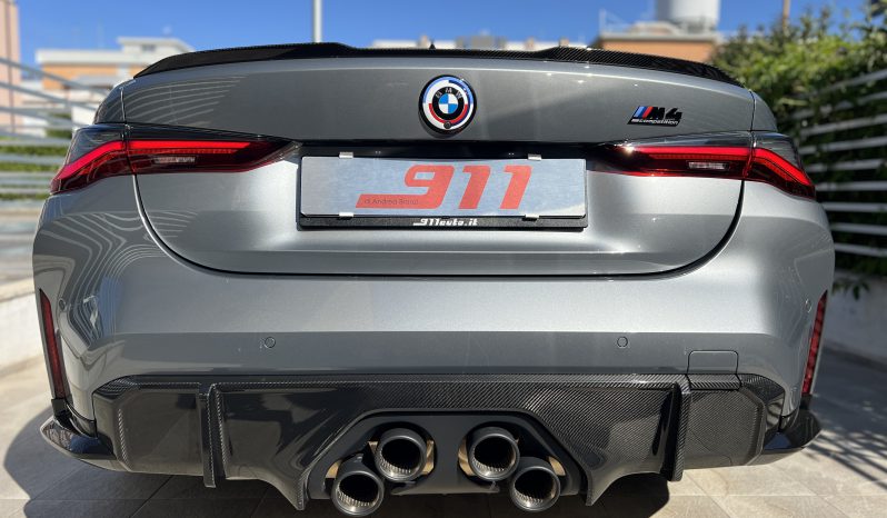 BMW M4 COMPETITION M pieno