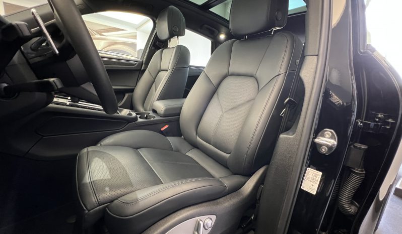 PORSCHE MACAN 2.0 pieno