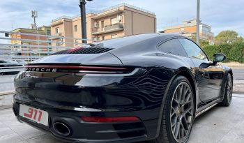 PORSCHE 992 CARRERA COUPE’ pieno